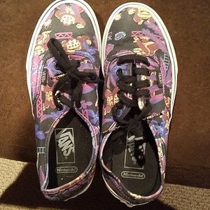 Vans Donkey Kong Shoes! Size 6.5/8